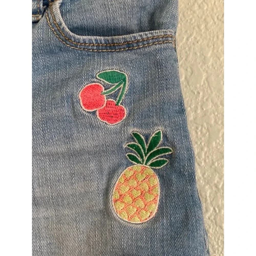 OshKosh B'gosh Embroidered Fruit Denim Shorts Size 5T